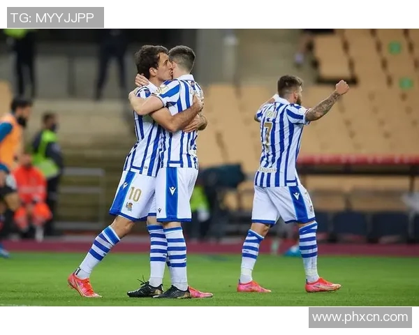 基辅迪纳摩迎战亚布洛期待精彩对决与激烈竞争 基辅迪纳摩迎战亚布洛期待精彩对决与激烈竞争