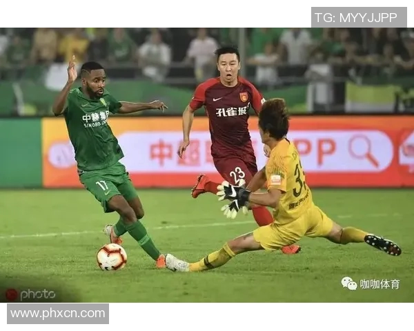 实拍国安与华夏精彩对决全景回顾球场热情瞬间尽在其中