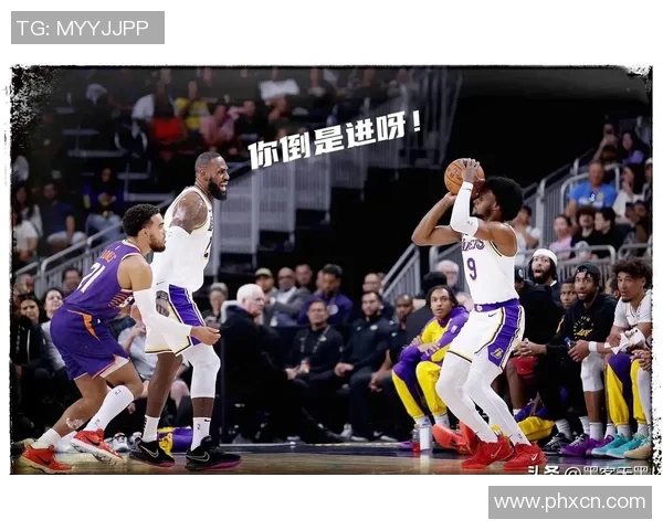 季前赛精彩对决勇士与湖人全场回顾与精彩瞬间分析