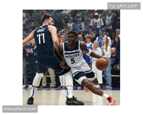 森林狼与绿军激战正酣NBA赛季精彩对决引发球迷热议与期待 森林狼与绿军激战正酣NBA赛季精彩对决引发球迷热议与期待