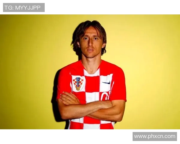 莫德里奇：从克罗地亚足球天才到世界足坛传奇的辉煌历程与成就解析