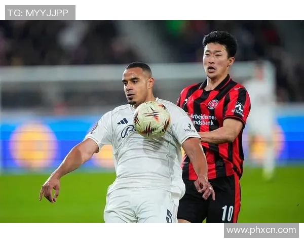 韩足与日足的对决再度上演谁将赢得这场亚洲足球的荣耀之战 韩足与日足的对决再度上演谁将赢得这场亚洲足球的荣耀之战